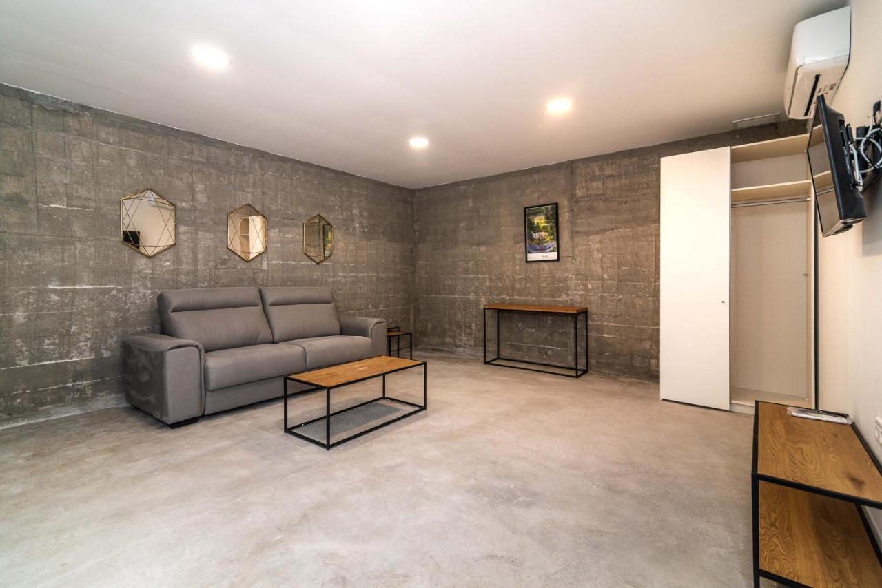 Luxury Apartment טורמולינוס מראה חיצוני תמונה