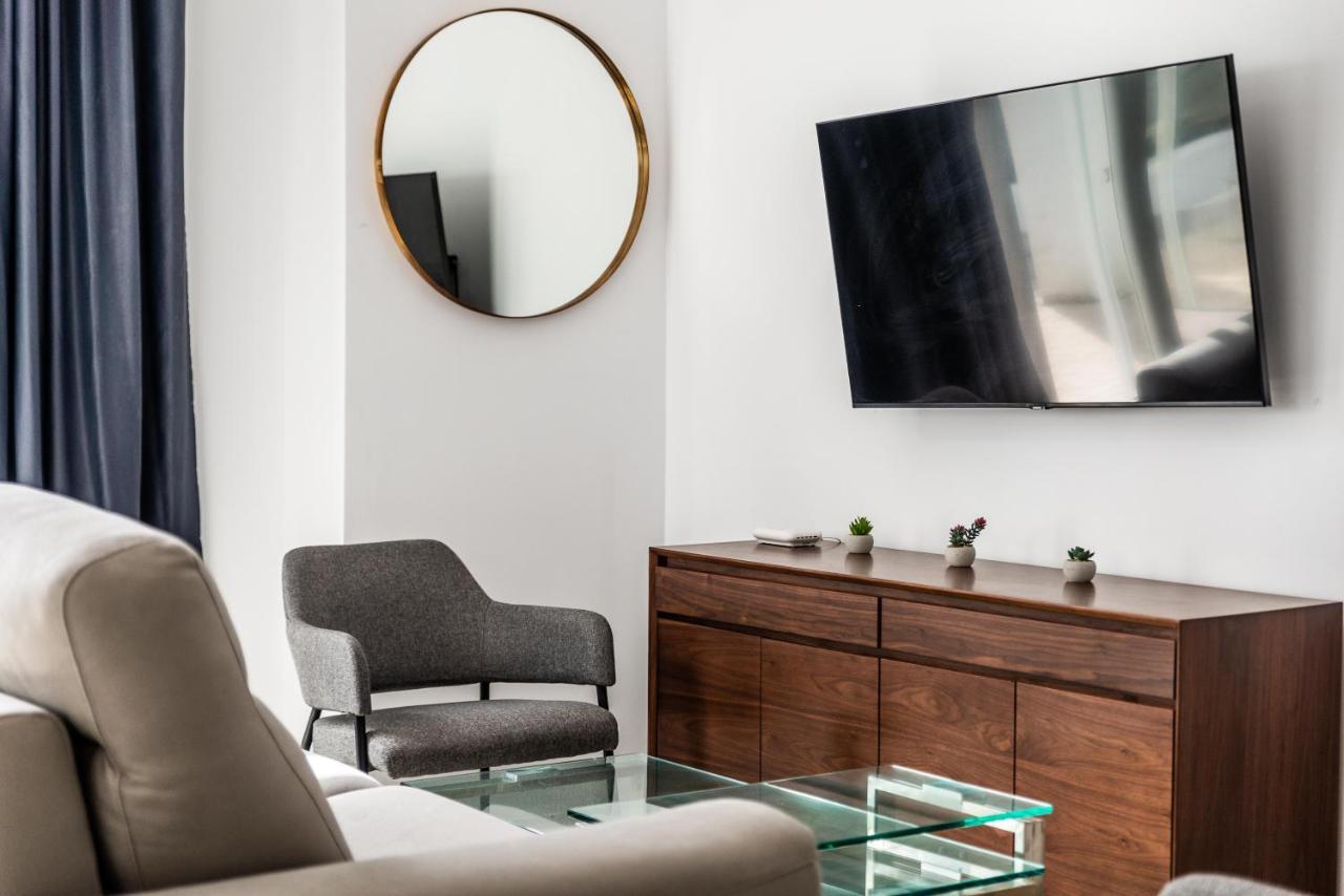 Luxury Apartment טורמולינוס מראה חיצוני תמונה
